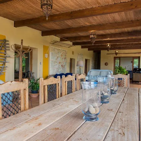 Villa Tonelagee